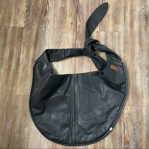 Pinedo Los Angeles Slinger Black Bag - Picture 3 of 9